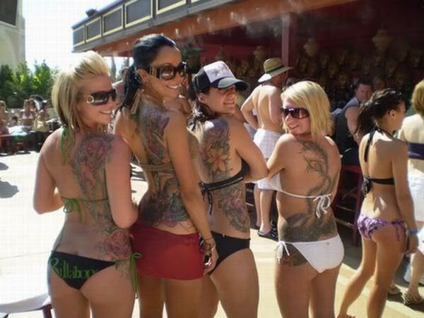 chicas lindas con tatuajes II