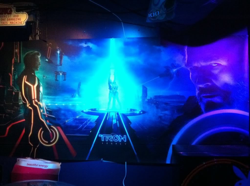 tron3.jpg
