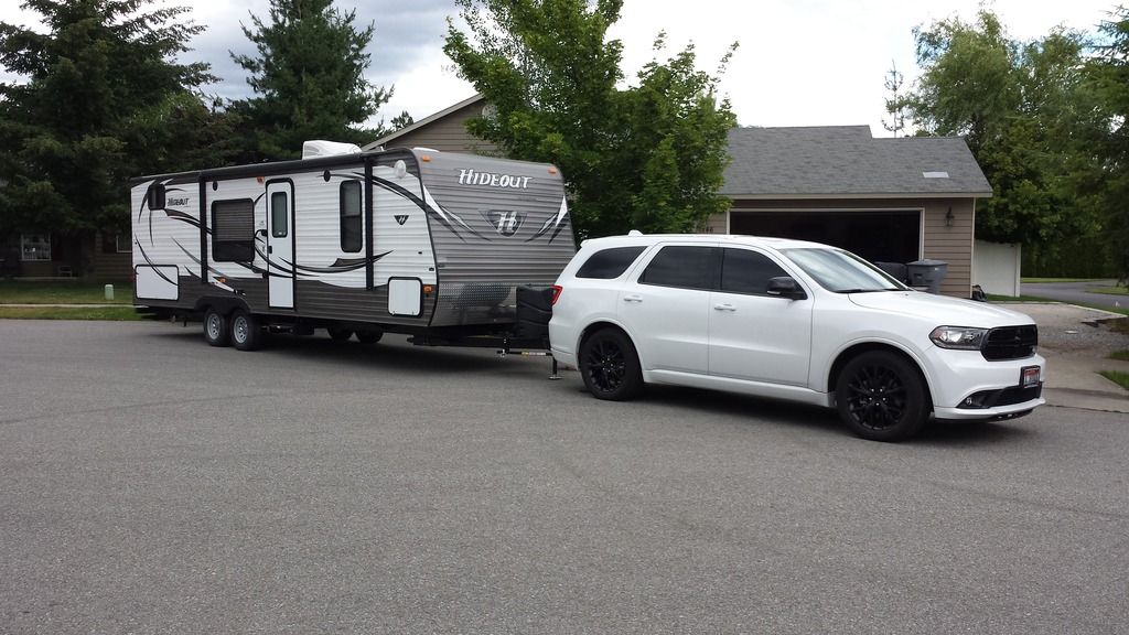 Travel trailer towing with 2015 durango