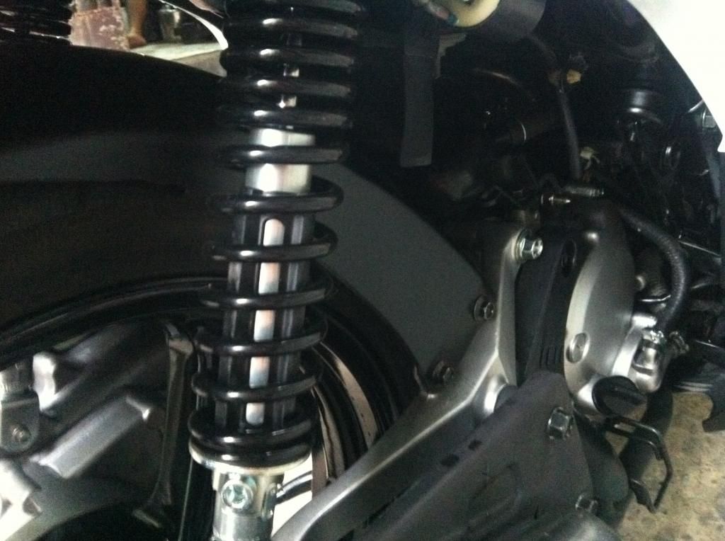 SH 204 up SH Italy trắng sport 212 mẫu đồng hồ đen,giá shock. - 7