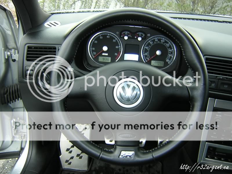 stupid steering wheel! | VW Vortex - Volkswagen Forum